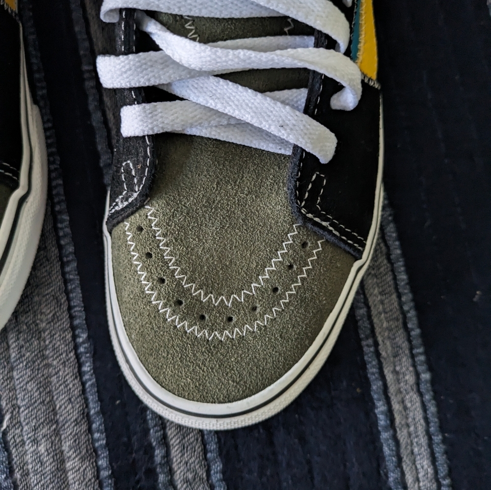 Vans SK8 HI Zig Zag Multi Blue Green Suede Canvas Women 6 VN0A4BV619Y 042024 - Picture 3 of 8